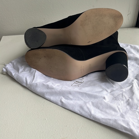 Stuart Weitzman “The Margot 75” suede booties - Picture 4 of 10